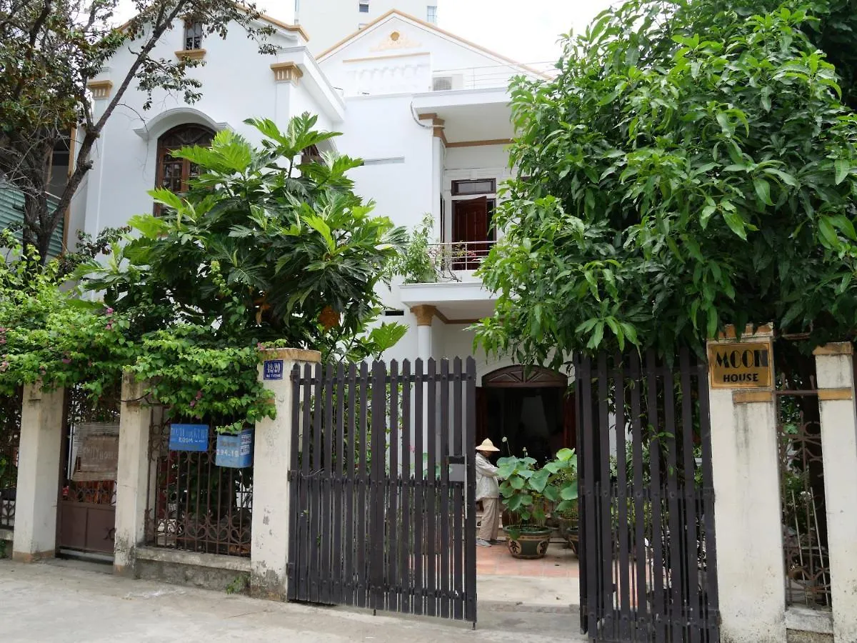 Moon House Tropical Garden - Coconut Apartman Nha Trang